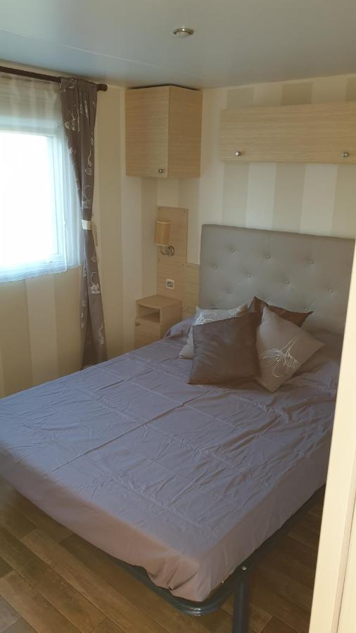 Sylvie Proprietaire Du Mobil-Home Сен-Пер-сюр-Мер Экстерьер фото